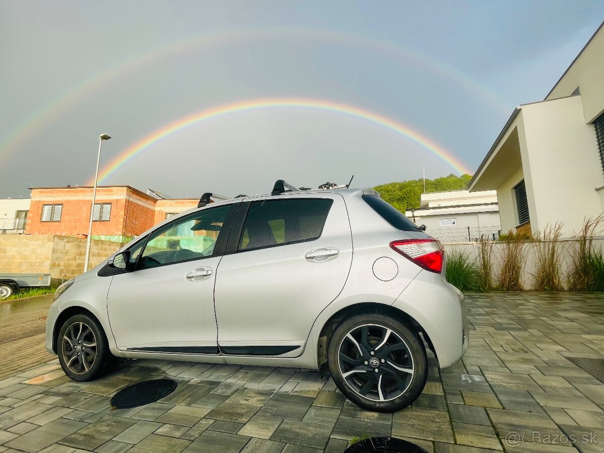 Predám Toyota Yaris 1,5 benzín - 10
