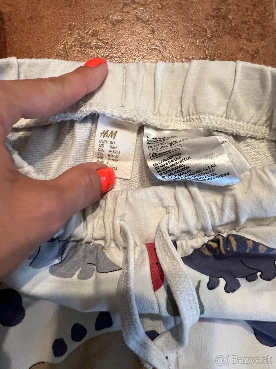 Reserved + H&M tepláky 80 5ks - 10
