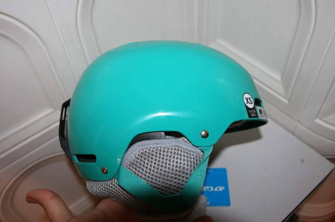 lyže atomic redster 70 cm , lyžiarky - 10