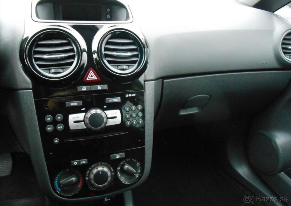 Opel Corsa 1,4 64 kW KLIMA Serviska benzín - 10