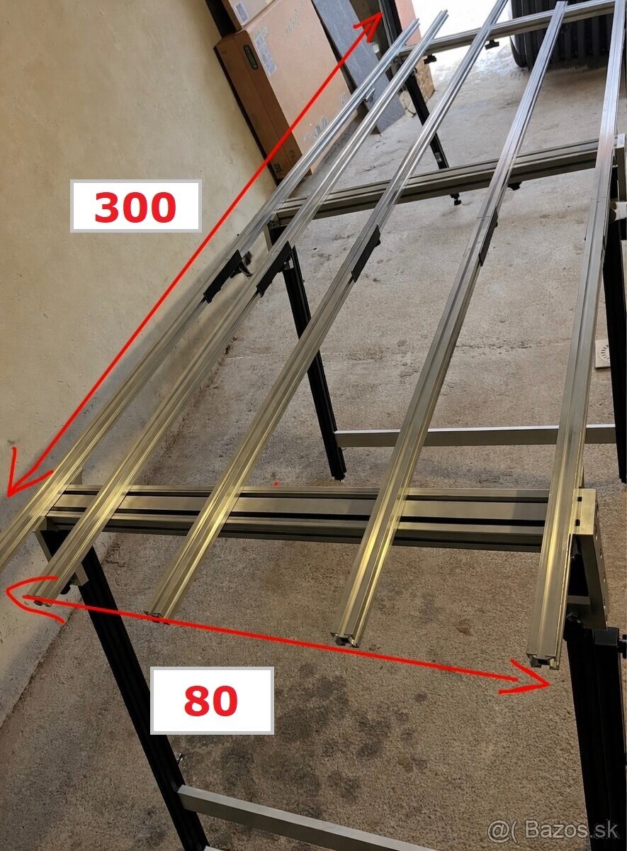 STÔL PRE OBKLADAČOV - 10