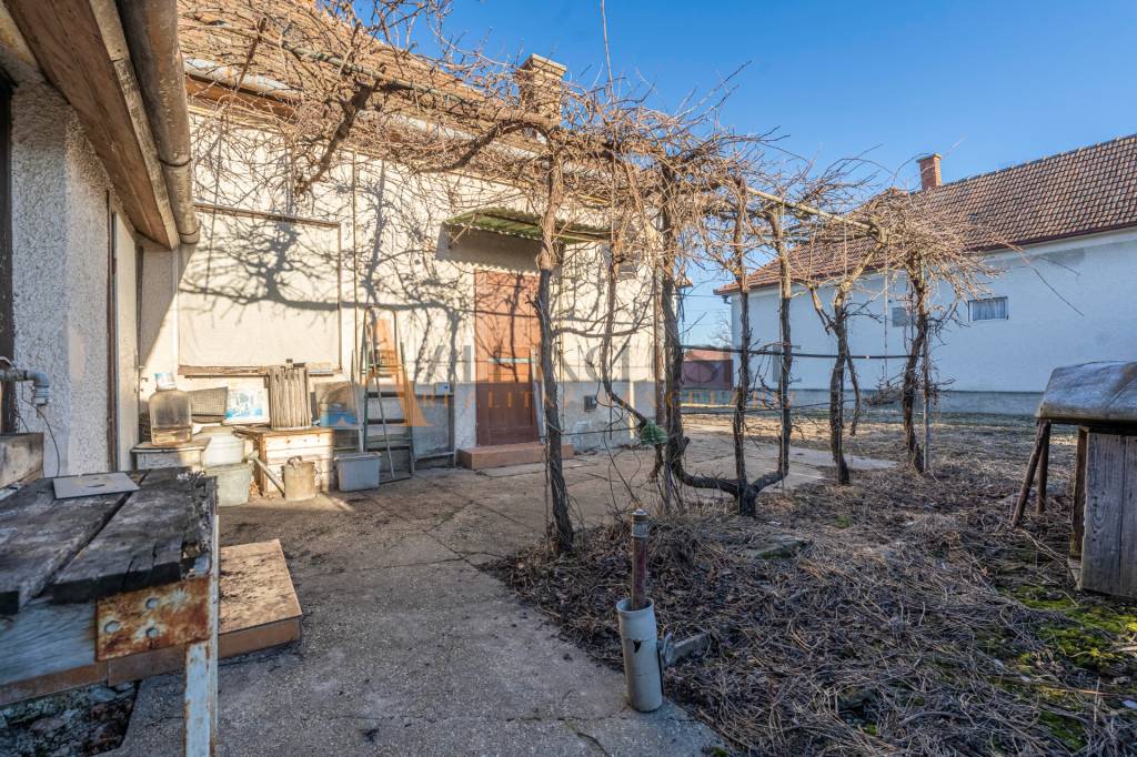 ALL INCLUSIVE l NA PREDAJ 3 IZBOVÝ RODINNÝ DOM S 18 ÁR POZEM - 10