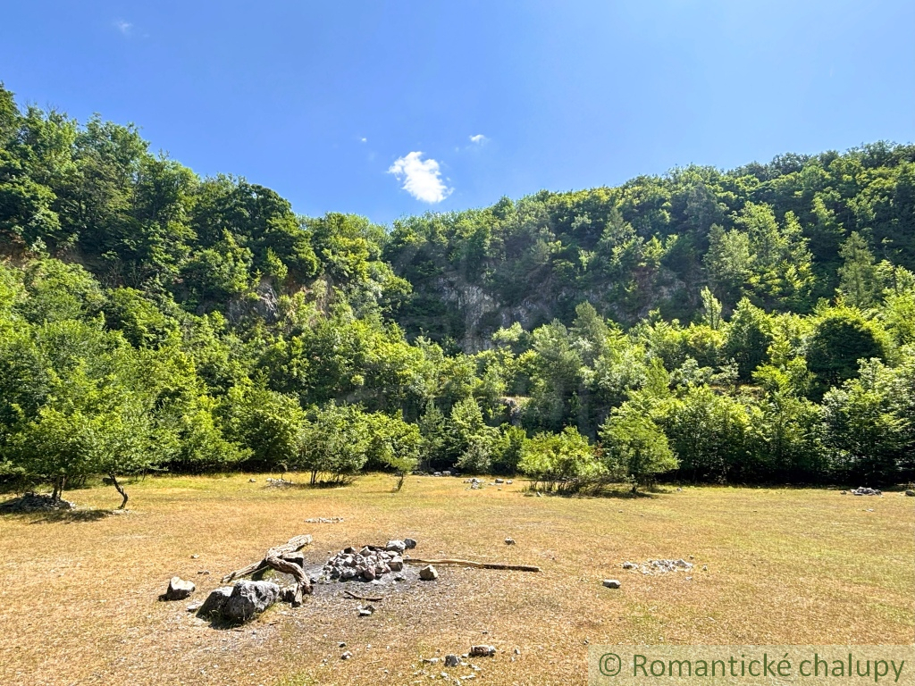 Záhrada v Stupave, s potenciálom na rekreáciu aj výstavbu - 10