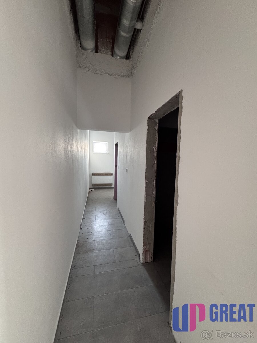 NA PREDAJ-Moderná komerčná budova vo fáze finalizácie–SENICA - 10