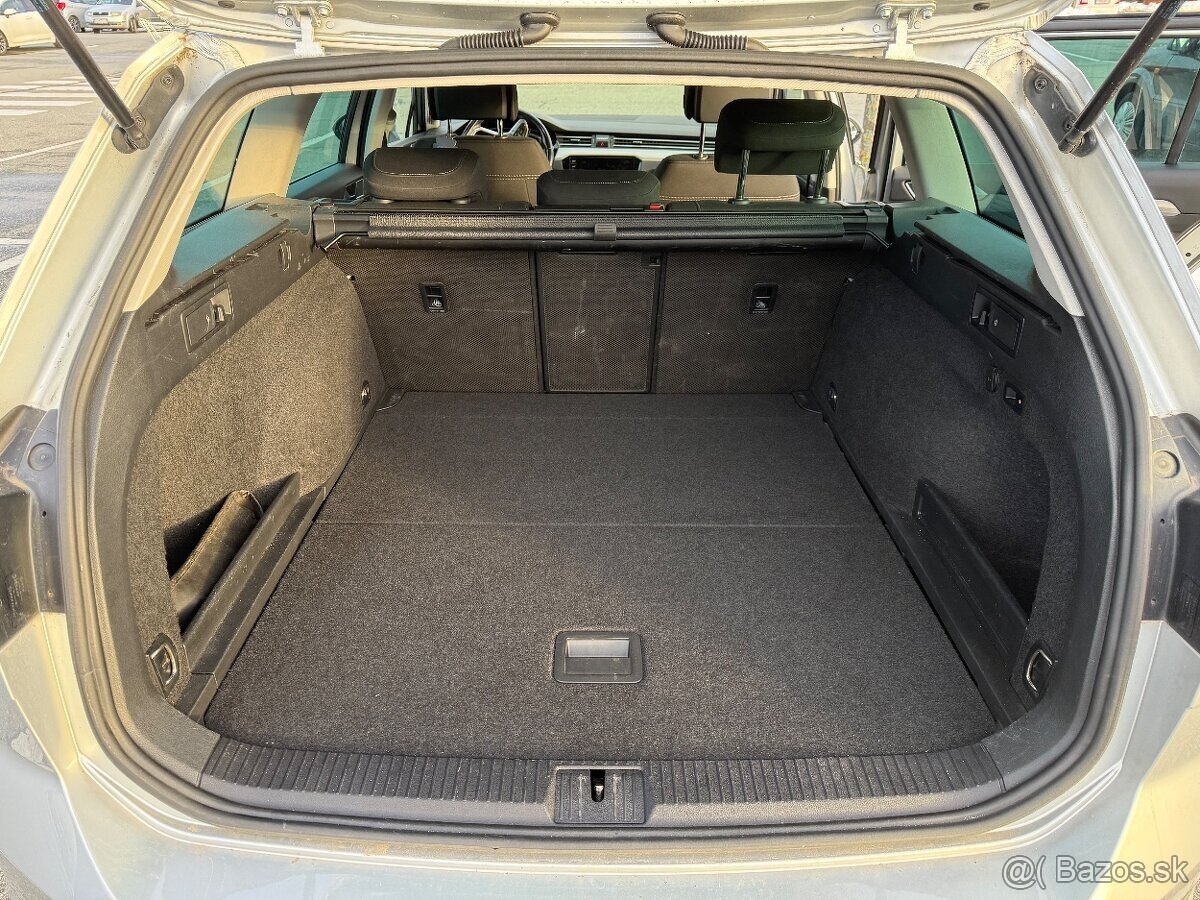 Volkswagen Passat Variant 2.0 TDI EVO Business - 10