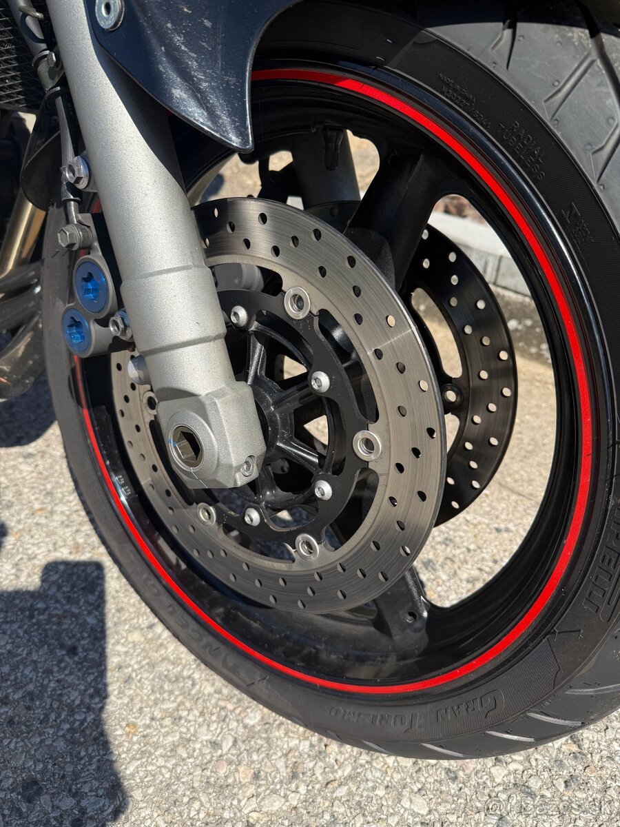 Predám Yamaha Fazer 1000 - 10