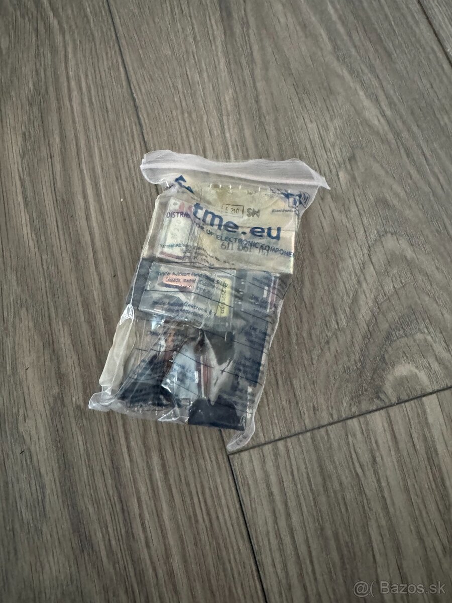 Elektro súčiastky - 10