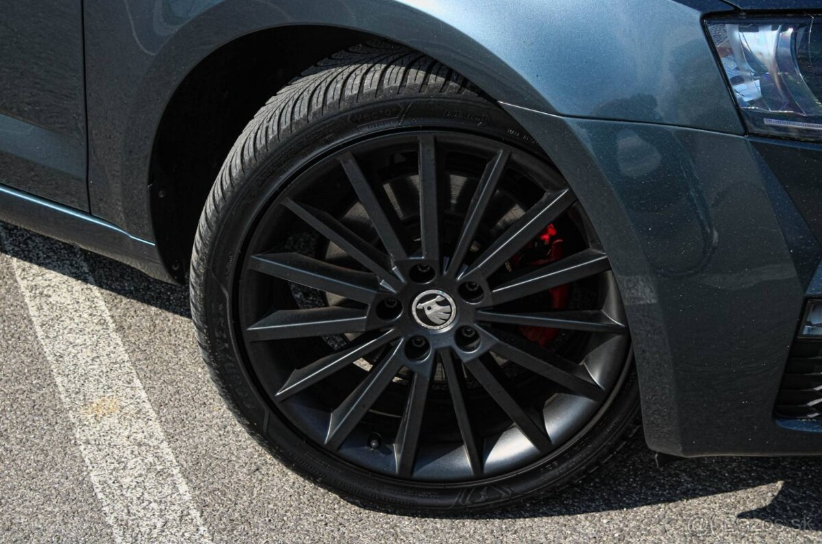 Škoda Octavia Combi 2.0 TDI DPF RS 4x4 DSG - 10