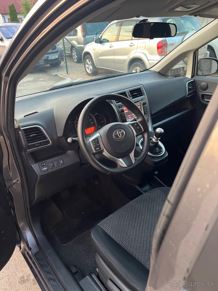 Toyota Verso-S 1.3 Benzin = r.v 2013, 171889km , Top Stav = - 10