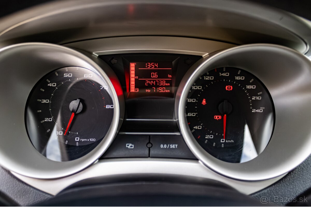 Seat Ibiza 1.6 77kW / Sezónne prezutie / 1. Majiteľ / - 10