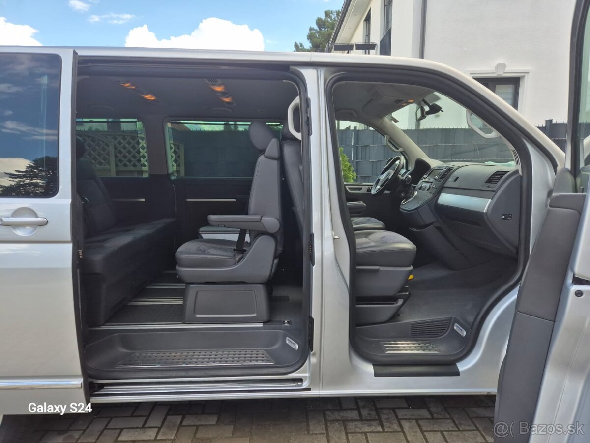 Volkswagen Multivan Highline - 10
