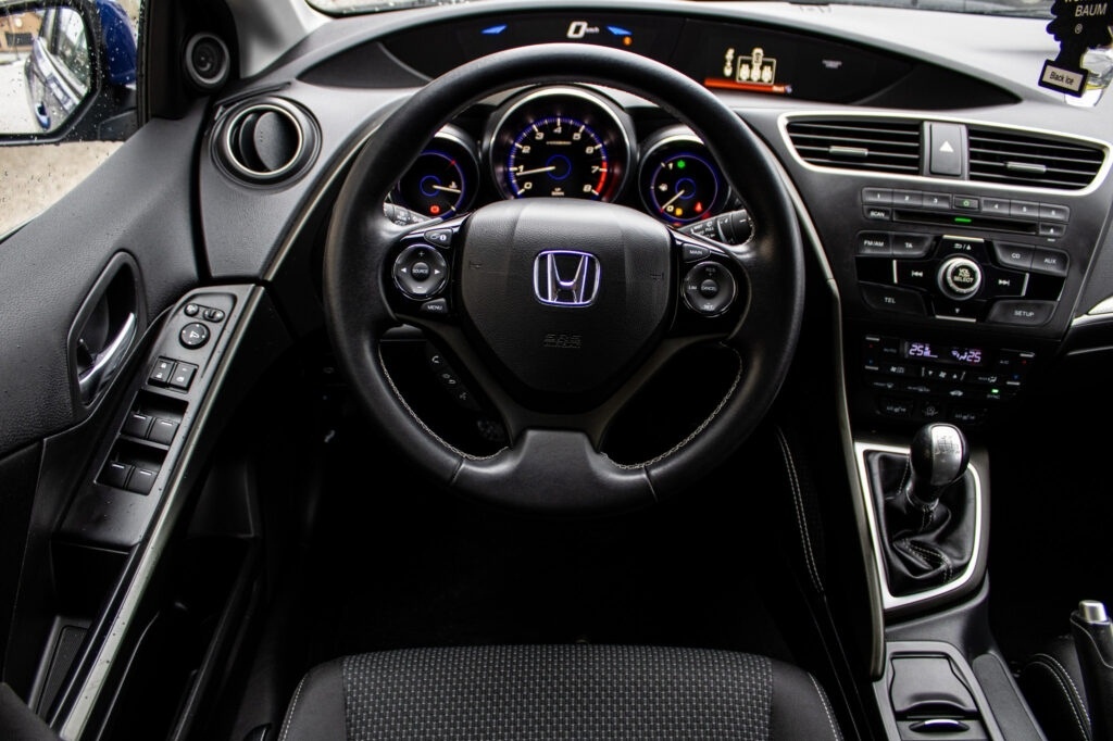 Honda Civic Tourer 1.8 i-VTEC Comfort - 10