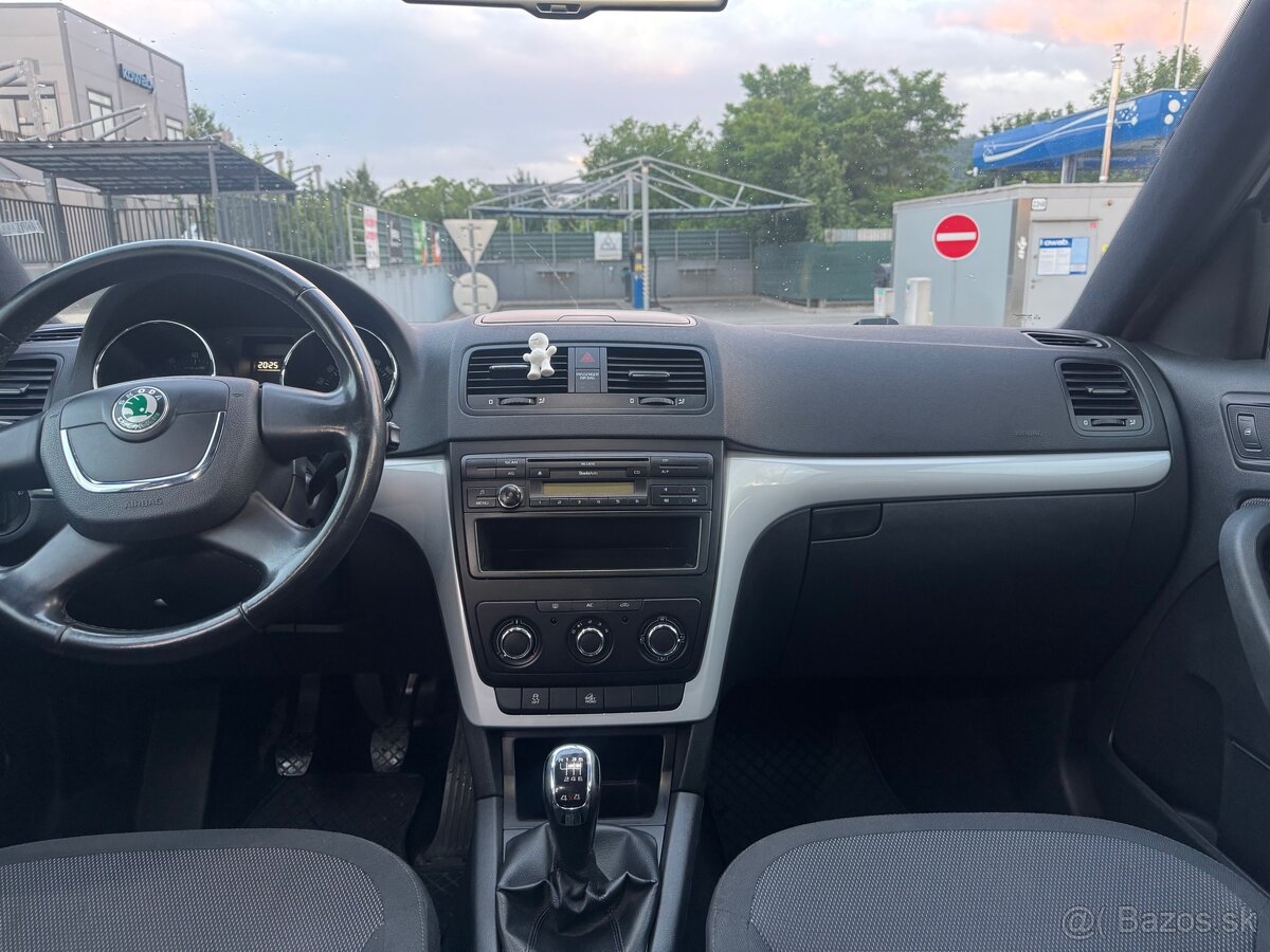 Škoda Yeti 1.8 TSI 4x4 (2012) - 10