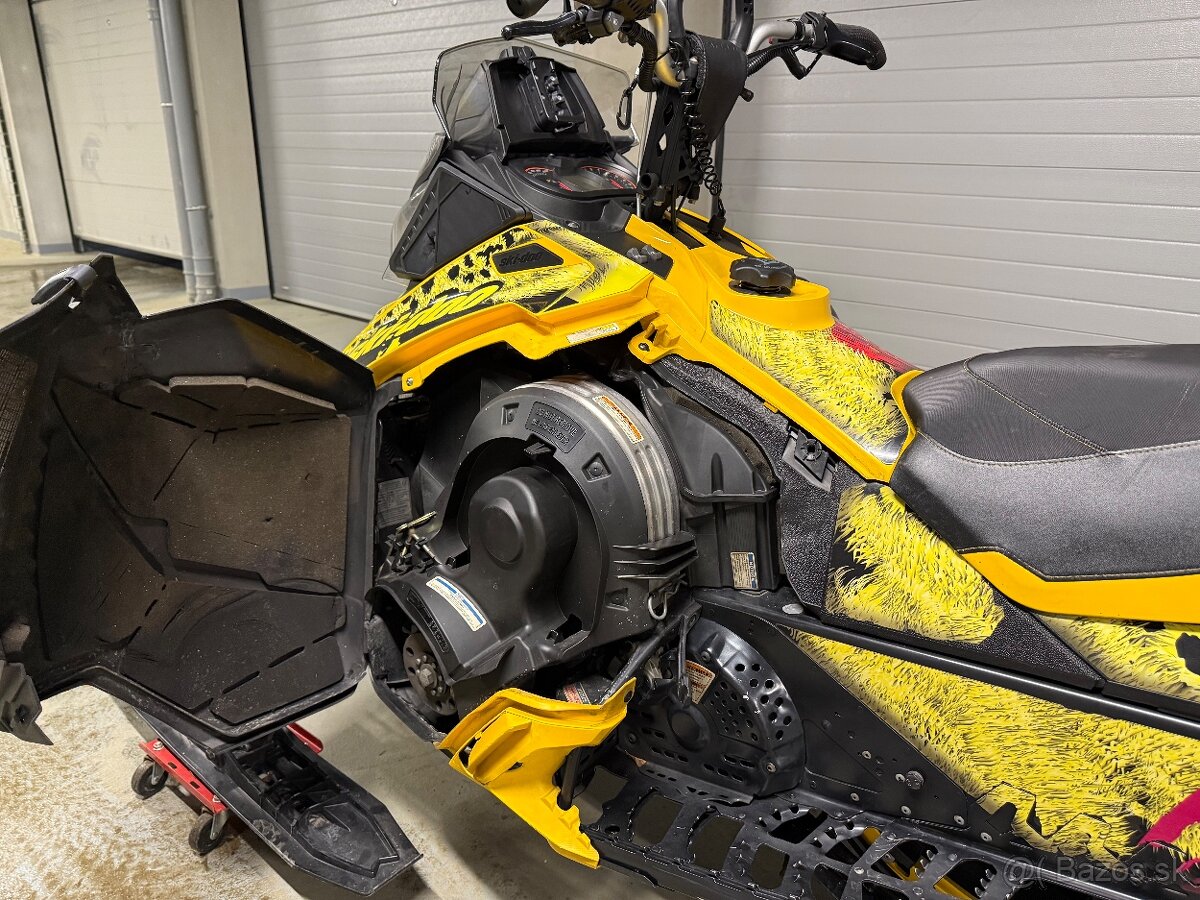 Ski doo 800etec 146 summit - 10