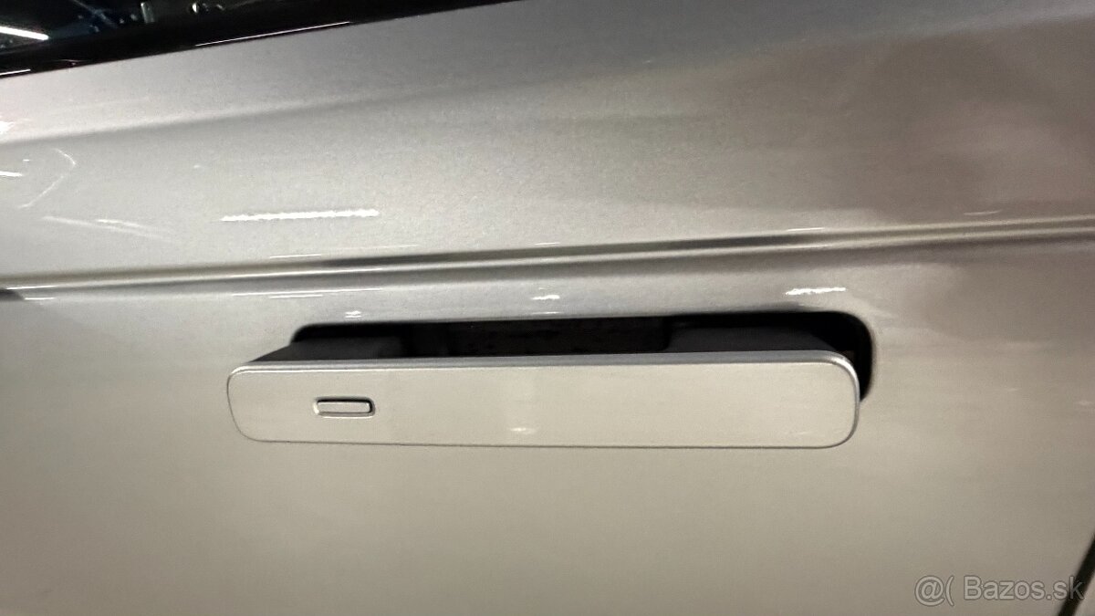 LAND ROVER Range Rover Velar - 10