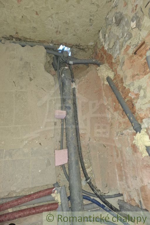 Objekt po pokročilej rekonštrukcii – ideálny na podnikanie - 10