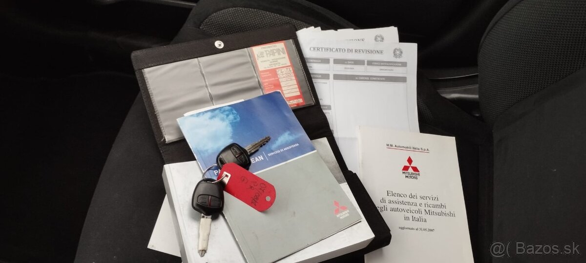 Mitsubishi Outlander 2.0 DI-D 128000 km - 10