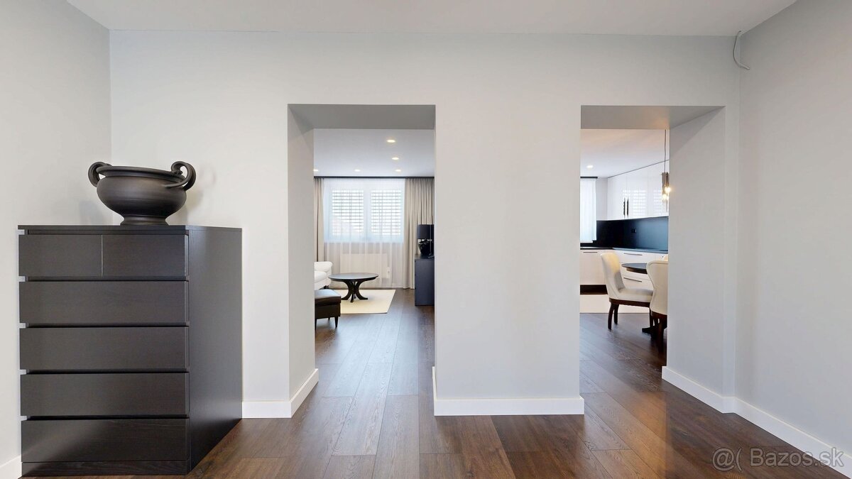 LUXUSNÝ DVOJPODLAŽNÝ RODINNÝ DOM V MODRANKE. - 10