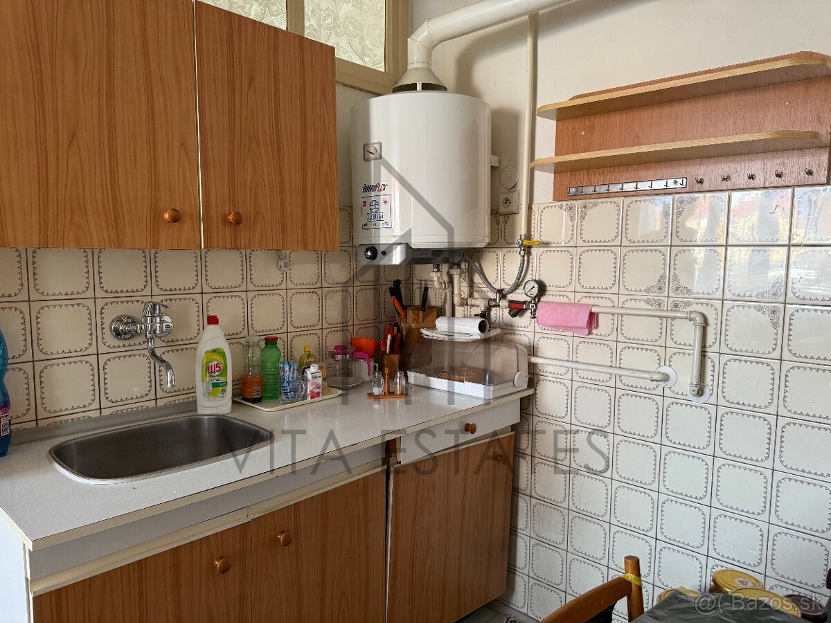 🏡 Na predaj veľkometrážny byt s balkónom - Nováky - 10