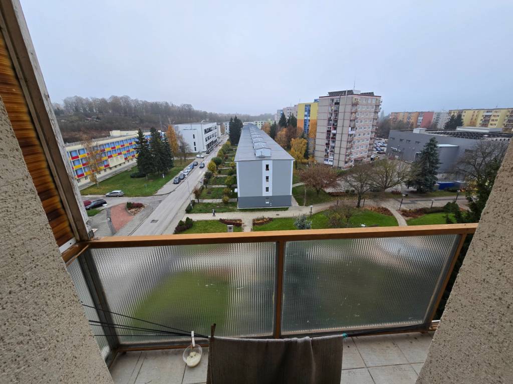 Centrum - 4 izbový byt s balkónom, 90 m2 - 10