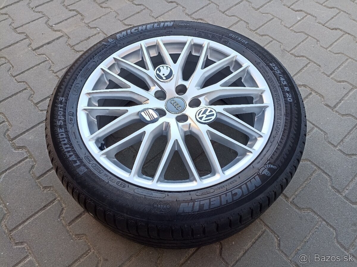 Originálna letná sada Audi 5x112 R20 ET39 - 10