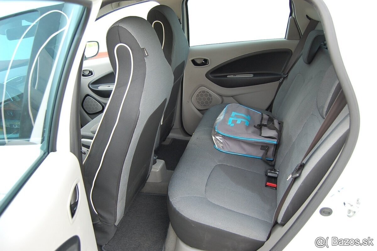 Renault Zoe - 10