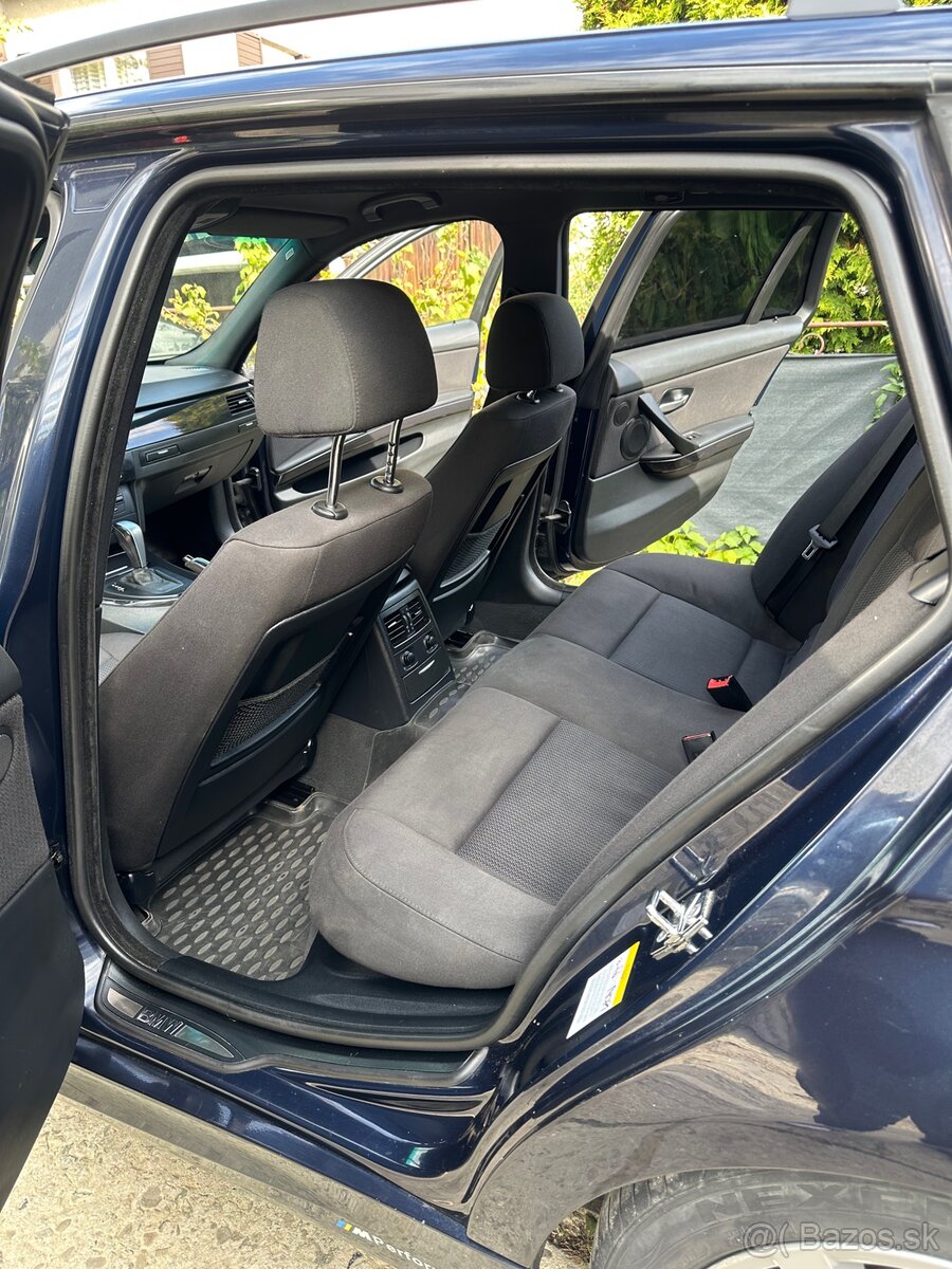 BMW 320xd Touring - 10