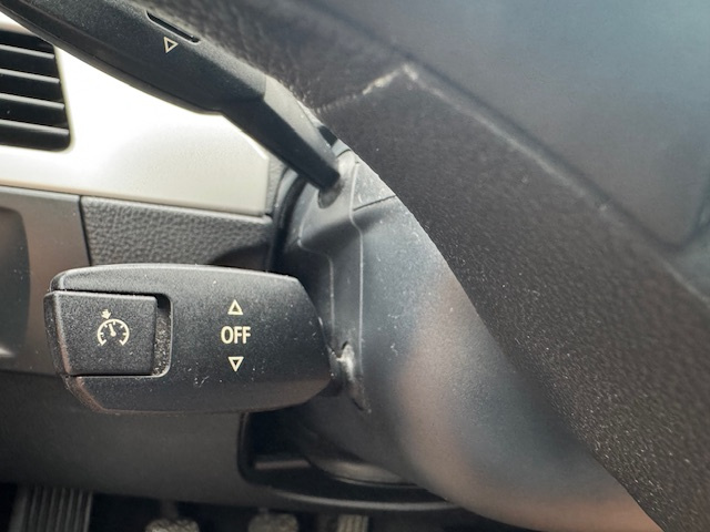 BMW Rad 3 Touring 320d AKONTACIA OD 0% - 10