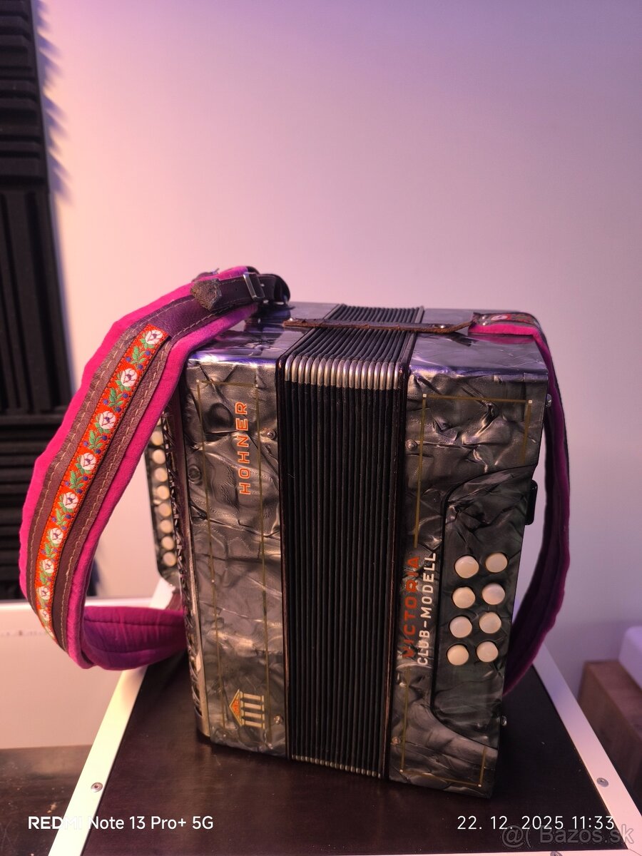 Predám heligonky Zn. Hohner,ladenie CF - 10