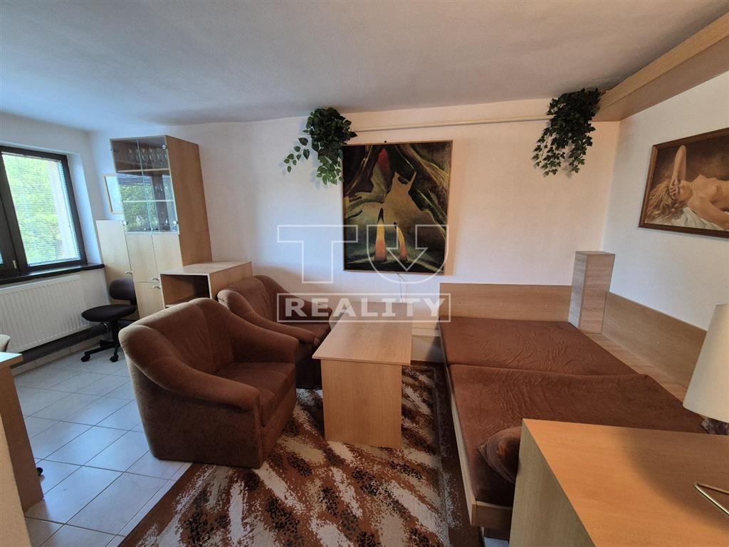 Prenájom 2-izb. bytu v RD na Dedovci - 10