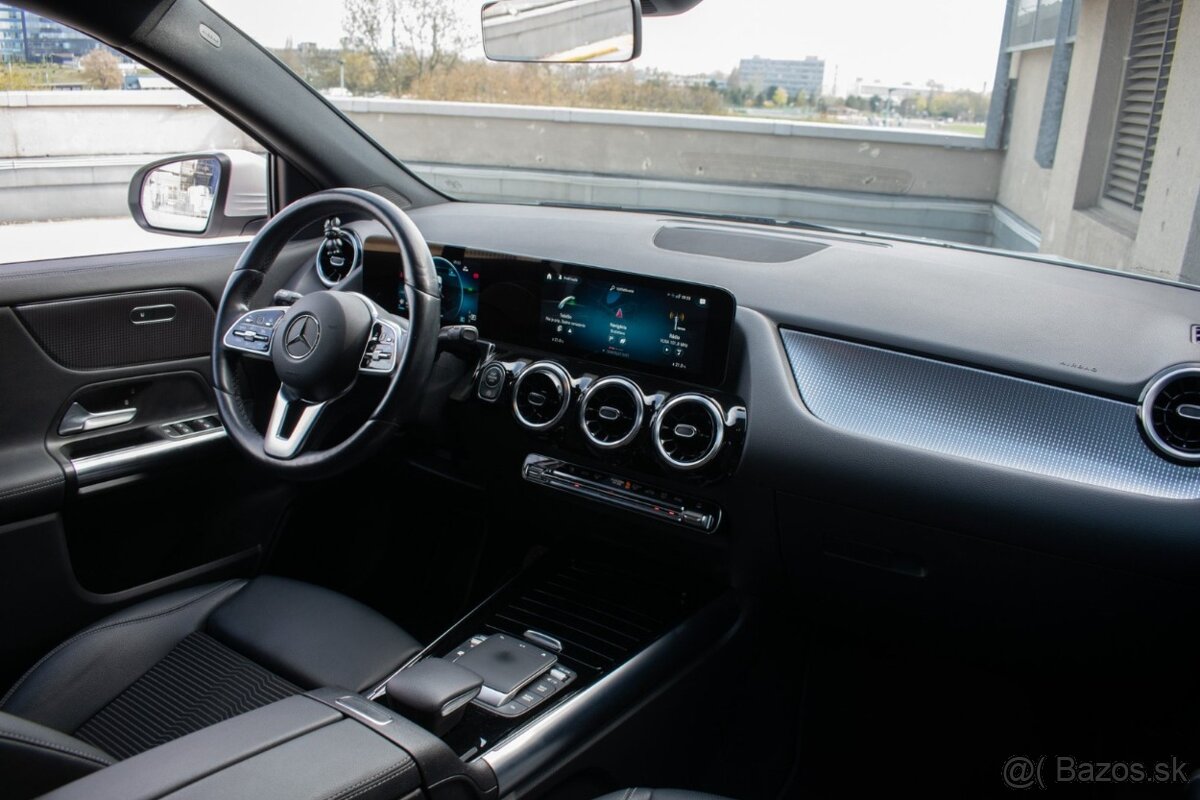 Mercedes-Benz GLA 200d A/T 110kw - 10