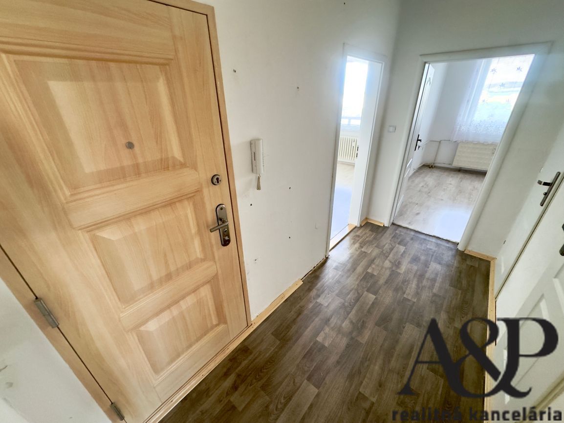 ZNÍŽENÁ CENA/3 IZB. BYT S DVOMI BALKÓNMI V ŠIRŠOM CENTRE, 64 - 10