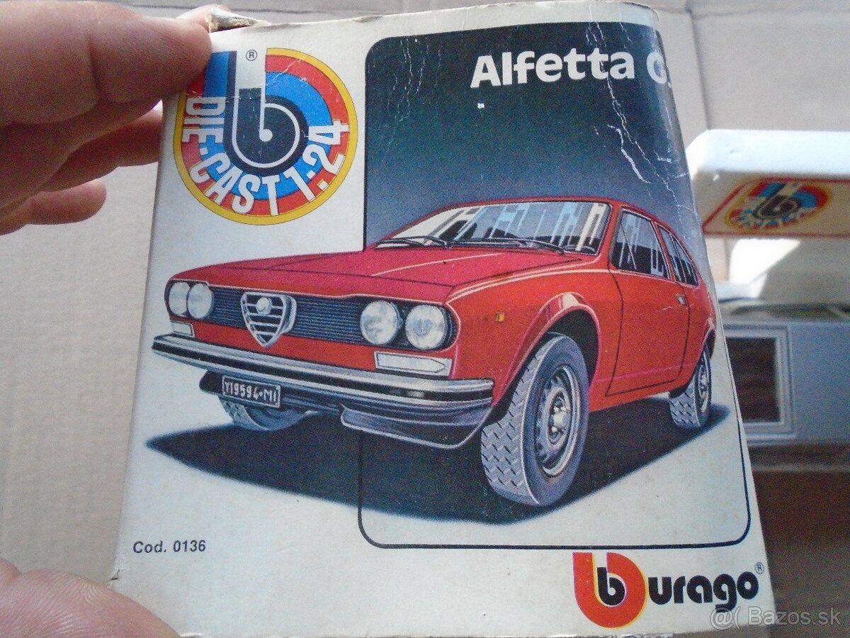 Stara hračka Burago Alfa - 10