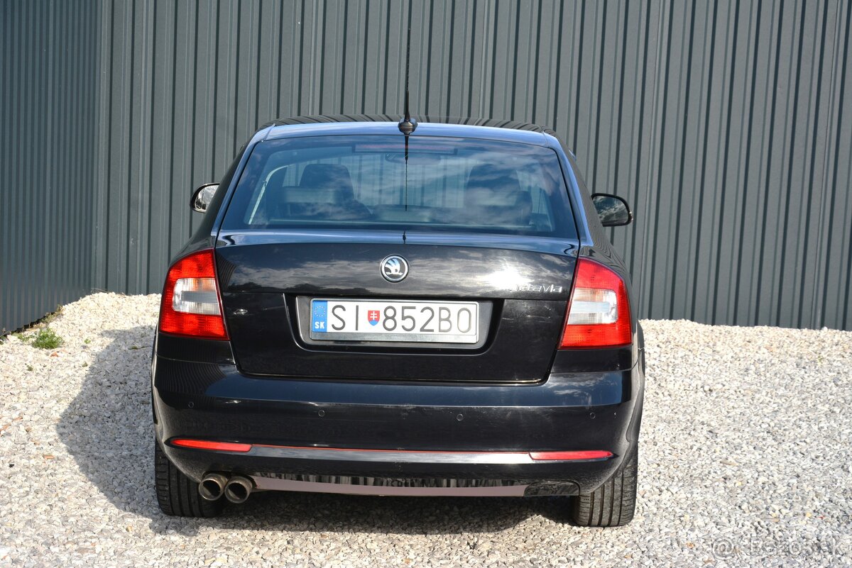 Škoda Octavia 1.80 Tsi Laurin & Klement - 10