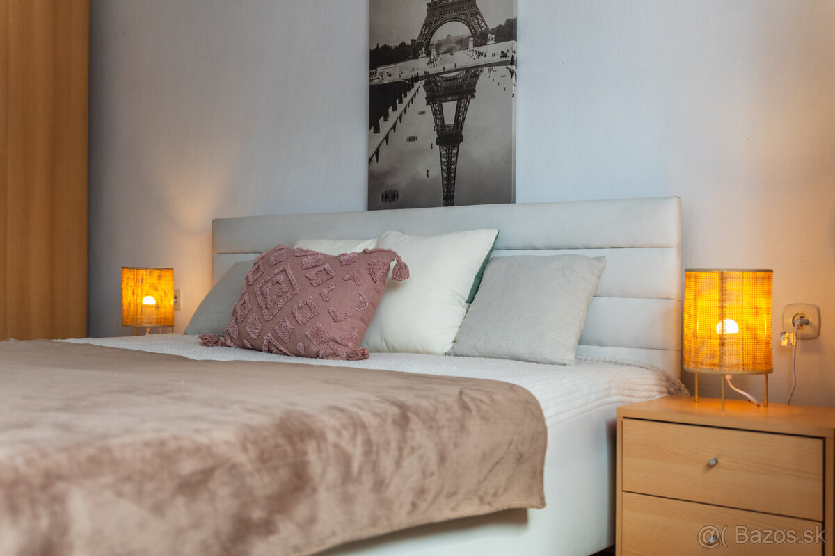 Nová znížená cena Na predaj 5-izbový rodinný dom s veľkou z - 10