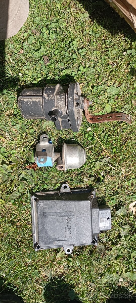 Škoda Octavia 1 combi 2.0 85 kW benzin ND - 10