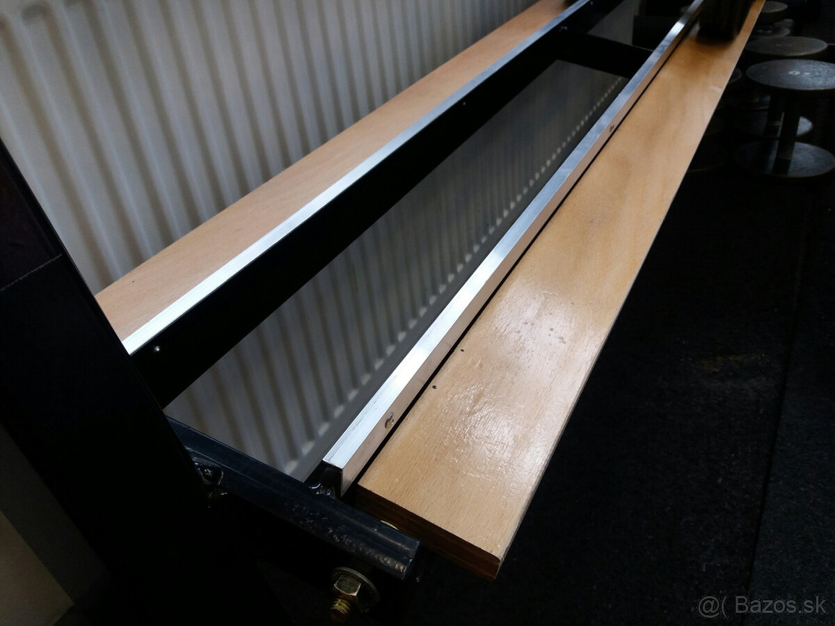 Stojan pro jednoruční činky - NOVÝ - 10