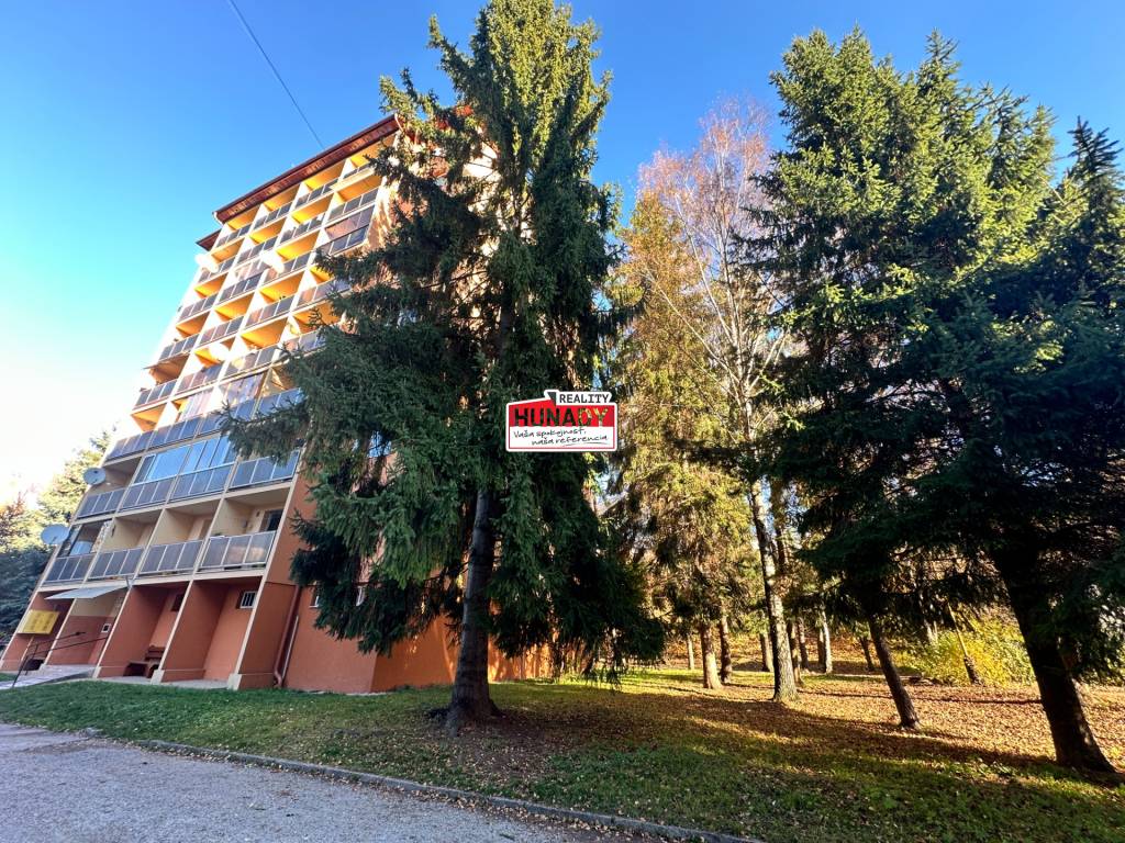(56 m²) 2i PRAKTICKÝ A SVETLÝ BYT ROŽŇAVA - 10