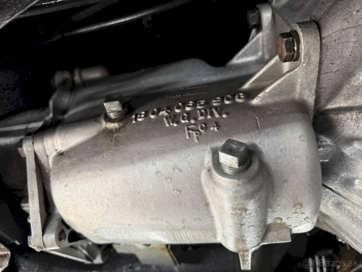 Chevrolet Corvette C3 z roku 1981 Stingray - 10