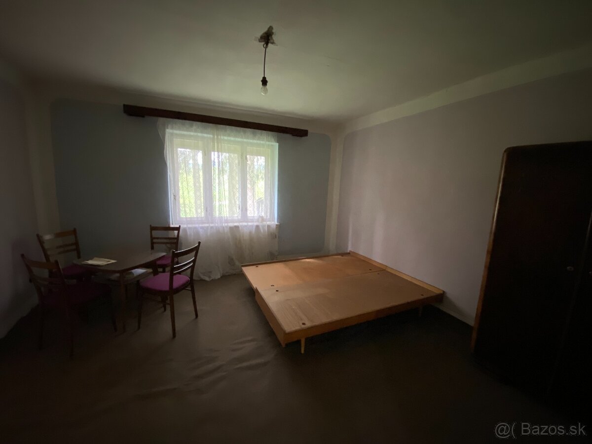 Rodinný dom - pokojné bývanie - Večelkov, okr. R. Sobota - 10