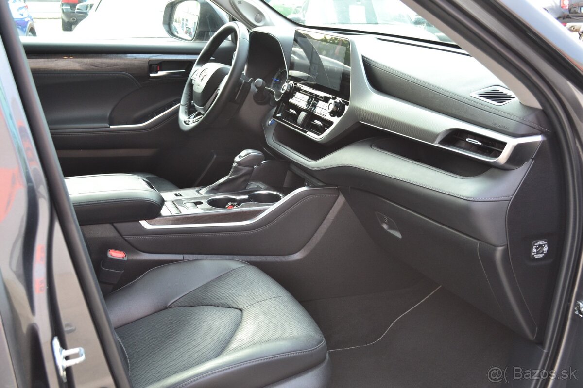 Toyota Highlander 2,5 Hybrid Dynamic Force AWD E-CVT - 10