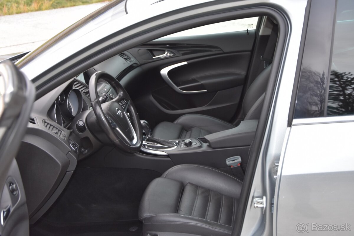 Opel Insignia 2,0 TURBO 4x4 - 10