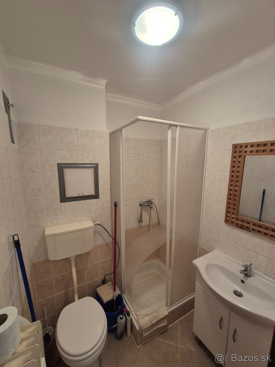 Predám 2 iz. byt, ul. Priateľstva, Komárno - 10