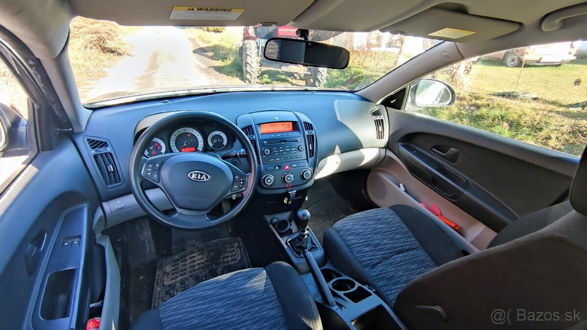 KIA CEED 1.4i 77KW na diely - 10