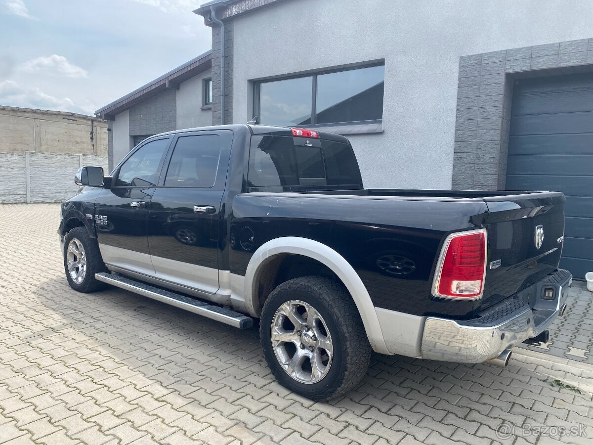 Dodge Ram 5.7 4x4 LARAMIE MOC HEZKY - 10