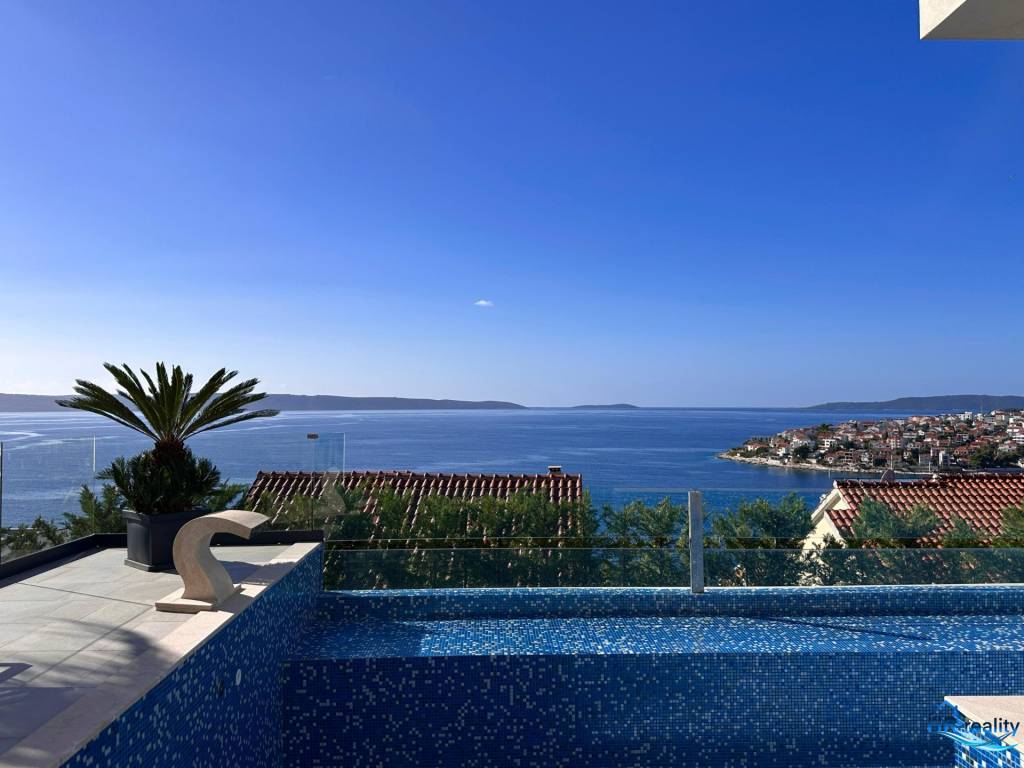 Trogir, Čiovo - luxusná vila s nádherným výhľadom na more - 10