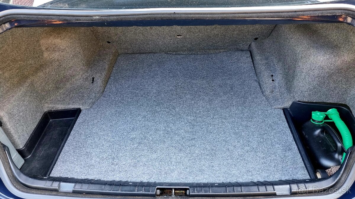 Predám BMW E46 318i - 10