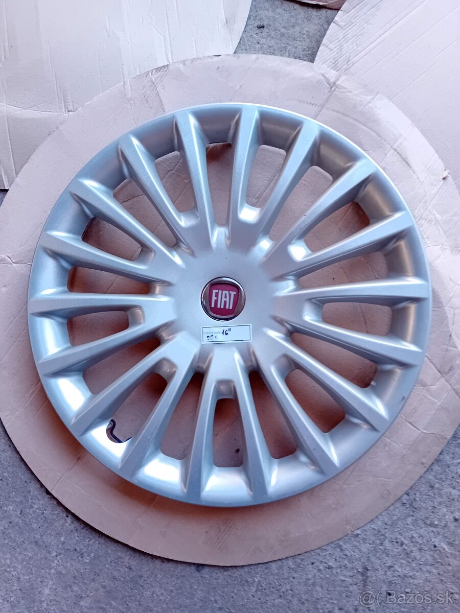 Puklice/okrasné kryty kolies - 10