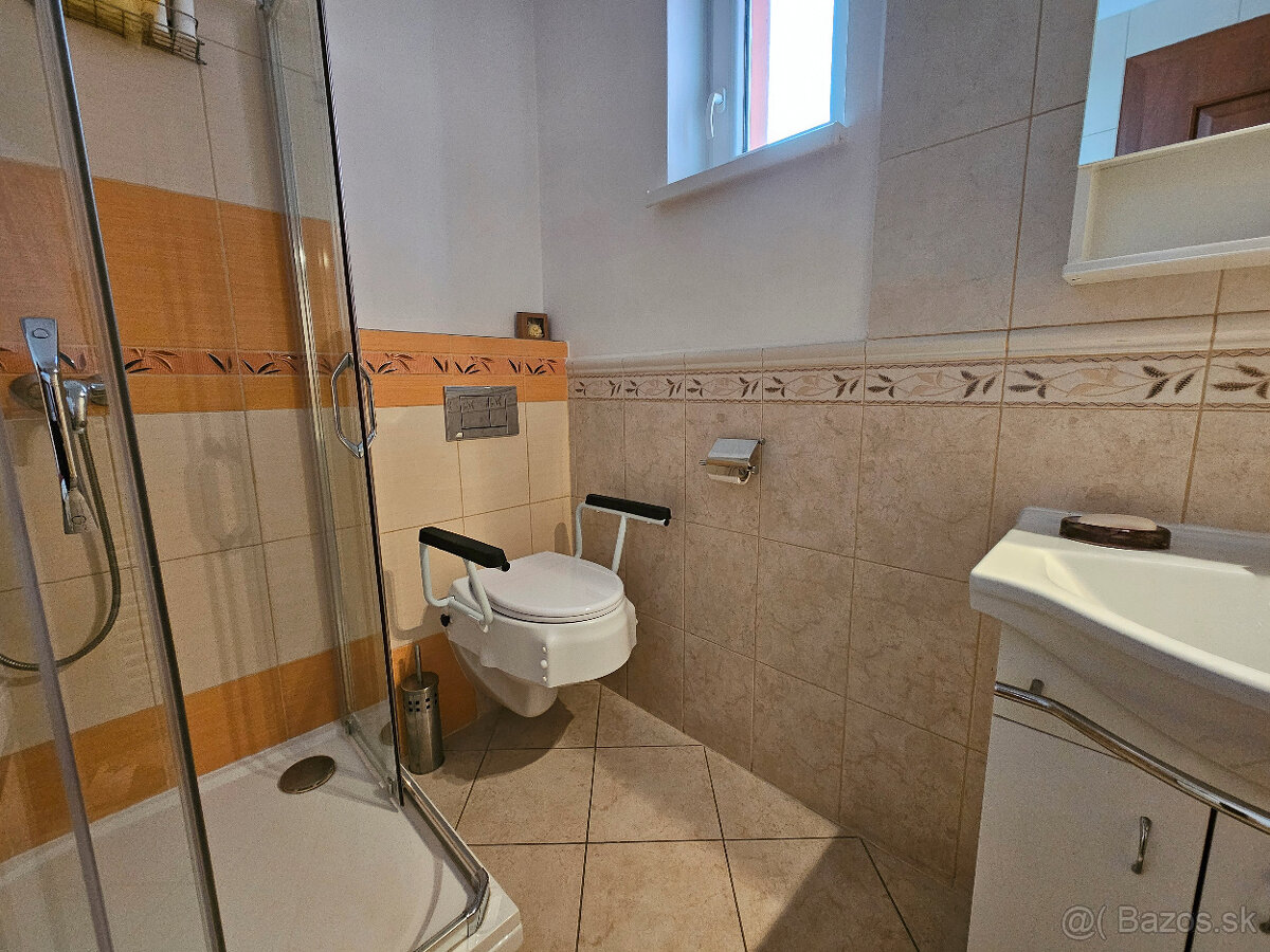 PREDAJ - rodinný dom so záhradou (Martin - Tomčany) - 10