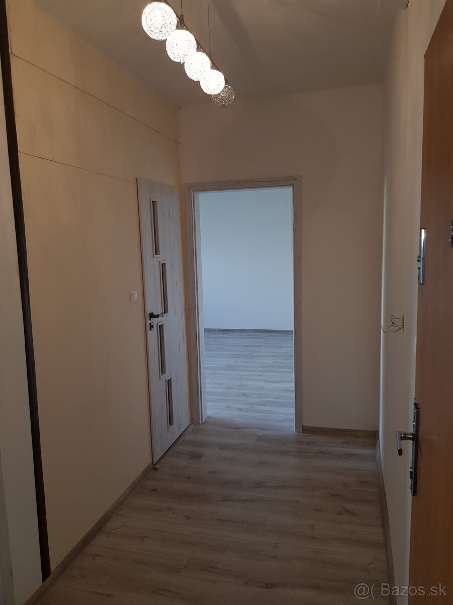 Predaj bytu 2 izb - 10